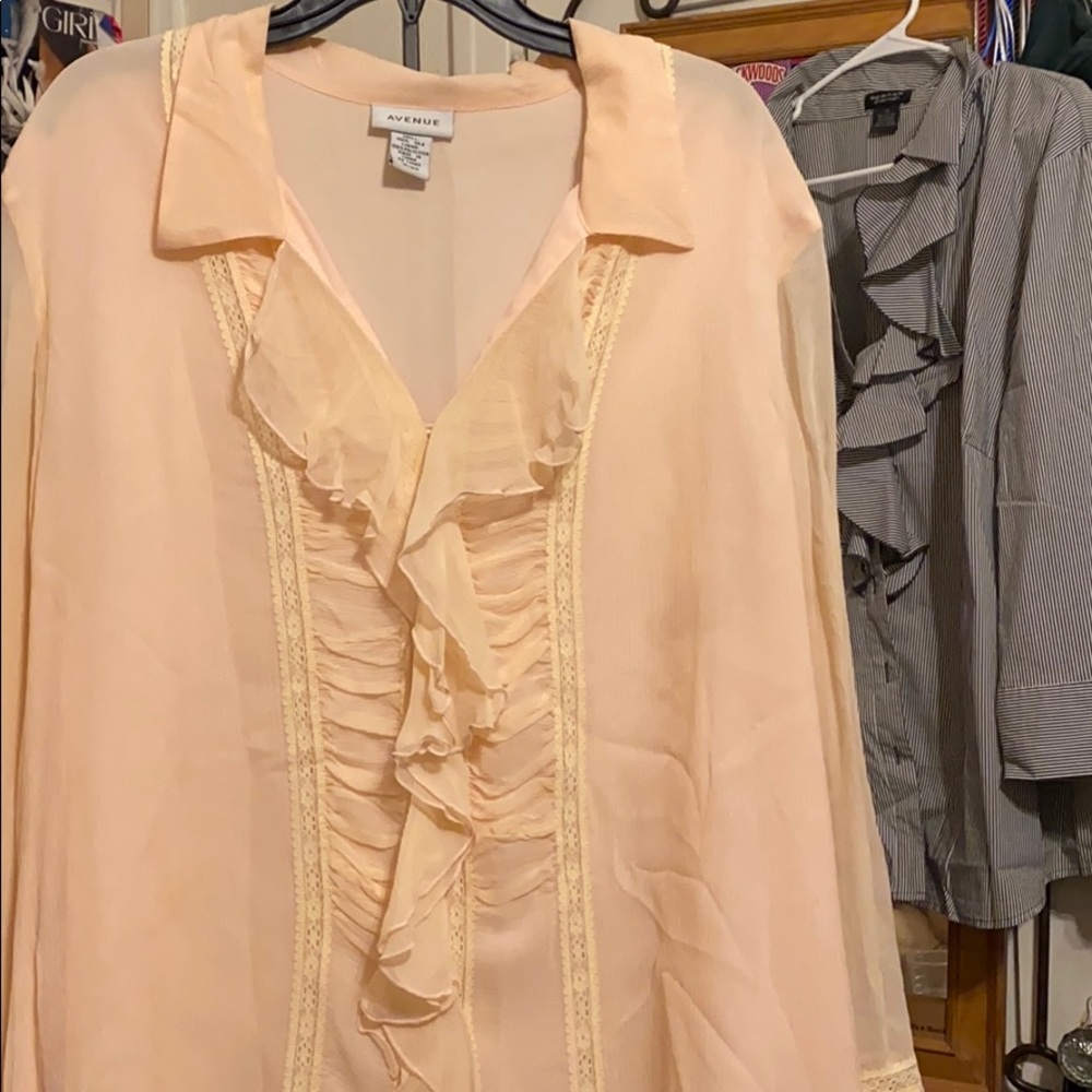 women’s blouse